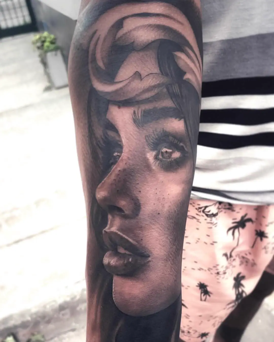 Tatuaje de rostro femenino